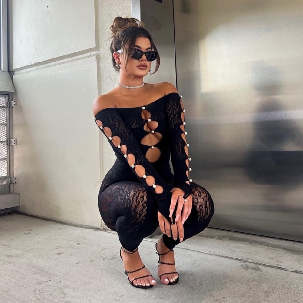 Fashion nova jumpsuit